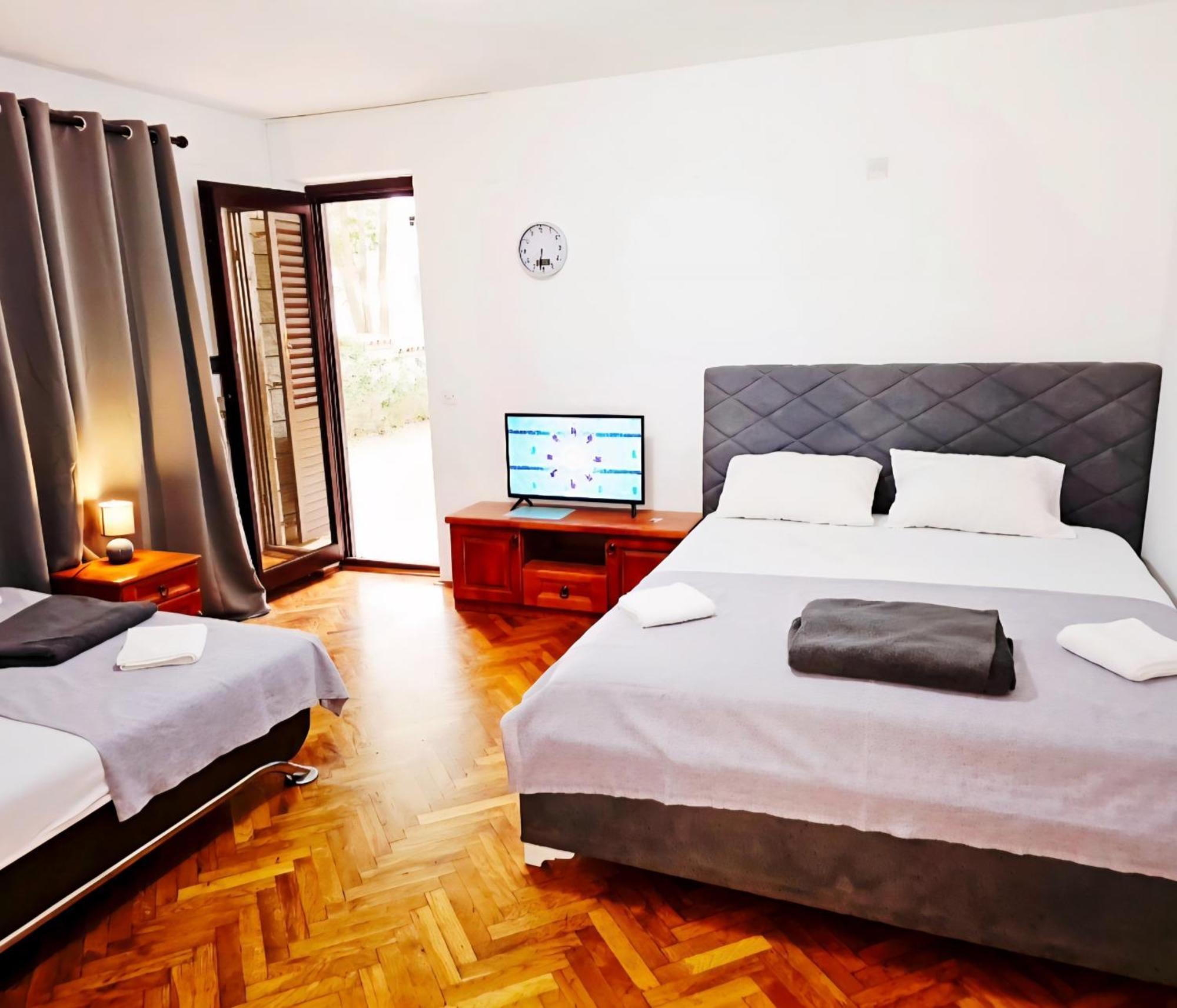 Bravo Plus Budva Exterior foto